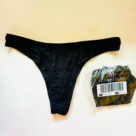 2 NEW VS VICTORIAS SECRET Black No Show Cotton Thong Panty Undies Underwear L - Picture 1 of 9